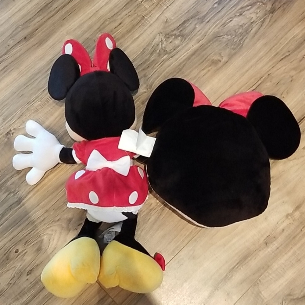 Minnie Mouse Stuffies! - Picture 4 of 7